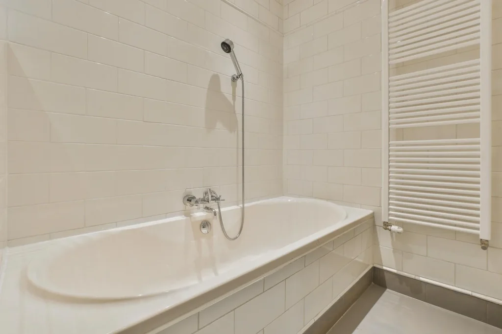 Bathtub Reglazing Services in Newport News, VA